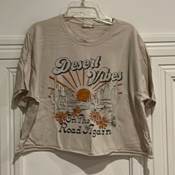 Altar'd State Tops - Altar’d State Desert Vibes Short Sleeve Crop Tee Tan Size Medium